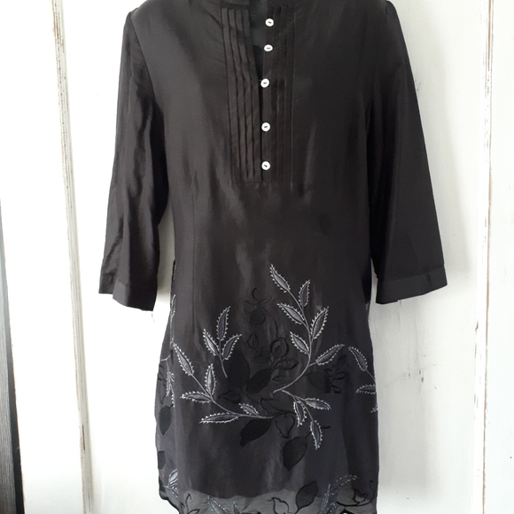 Coldwater Creek Medium Lightweigh Black Tunic Top - Picture 3 of 8